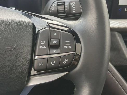 Used 2025 Ford Explorer Platinum w/ LUX Leather Package image 26