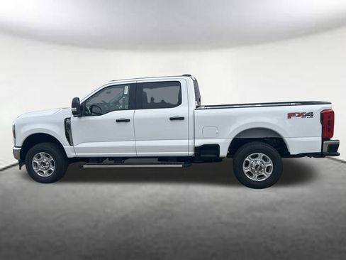 New 2026 Ford F250 XLT w/ FX4 Off-Road Package image 2