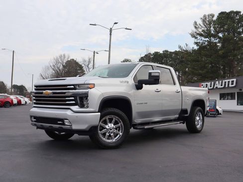 Used 2020 Chevrolet Silverado 2500 High Country w/ Z71 Off-Road Package image 6