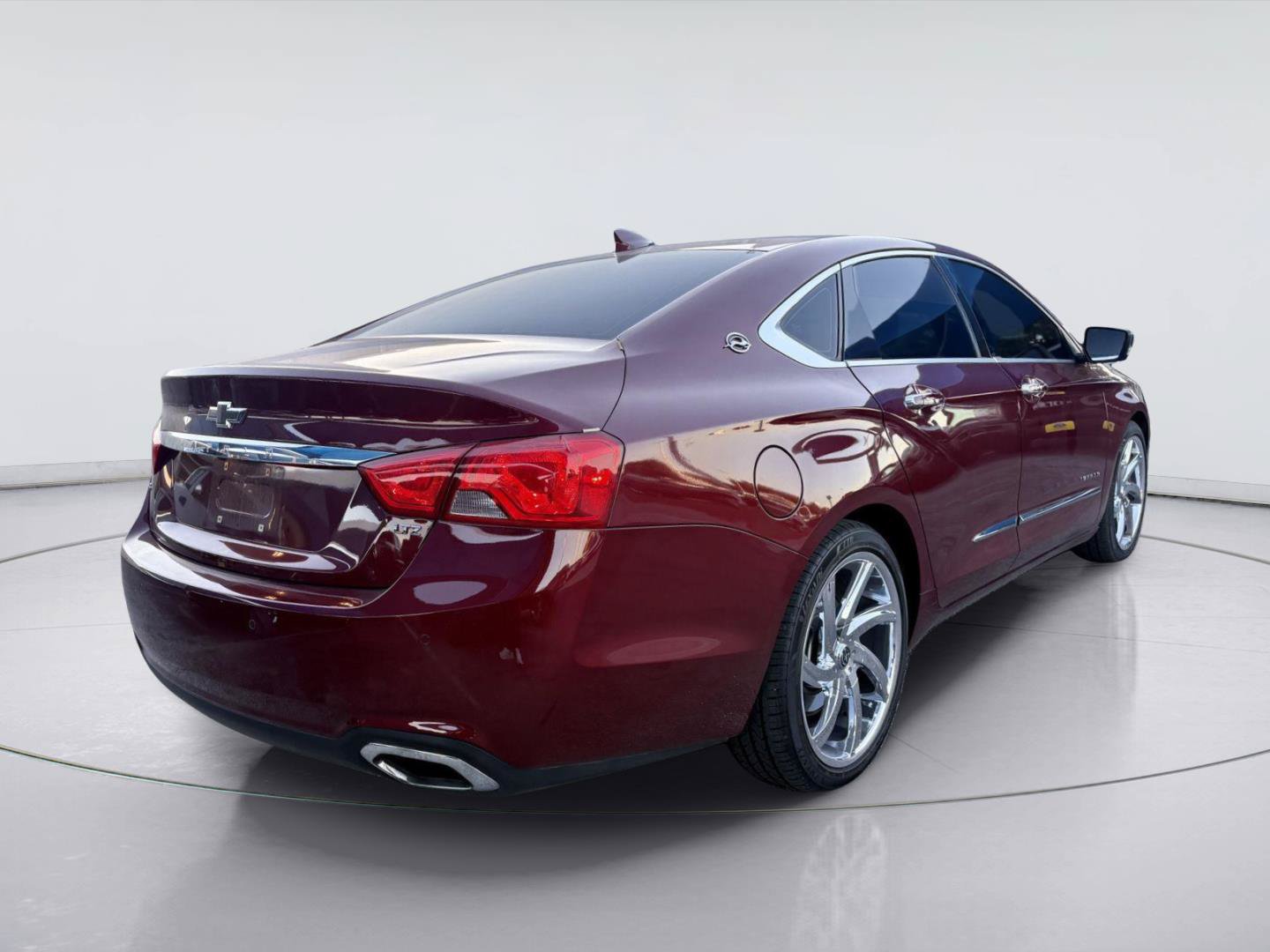 Used 2016 Chevrolet Impala LTZ w/ Enhanced Convenience Package FWD image 3