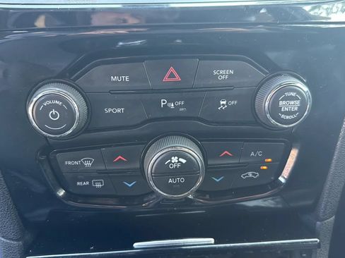 Used 2021 Chrysler 300 S RWD image 35