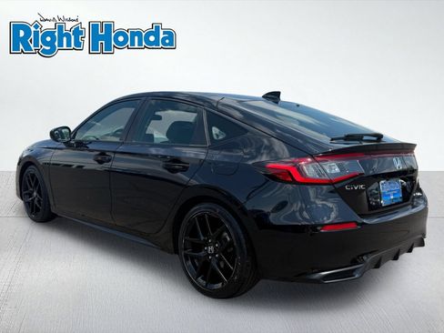 Used 2024 Honda Civic Sport image 4