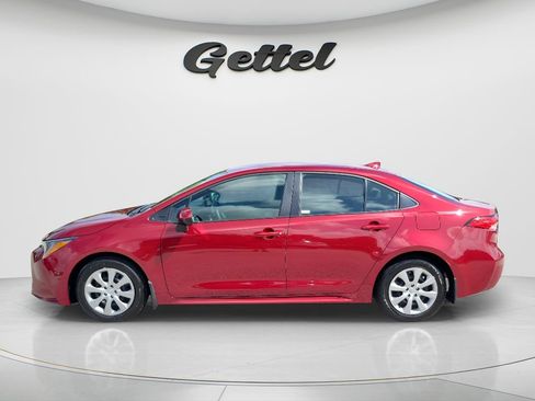 Certified 2025 Toyota Corolla LE FWD image 9