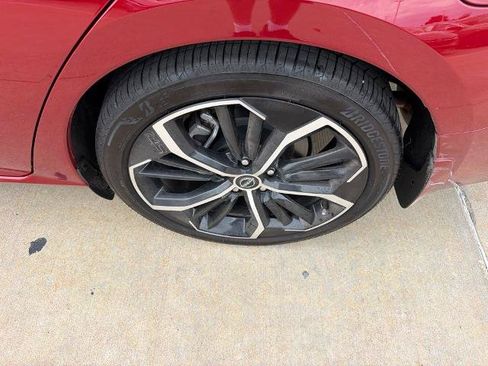 Certified 2025 Nissan Altima 2.5 SR w/ SR Premium Package FWD image 11