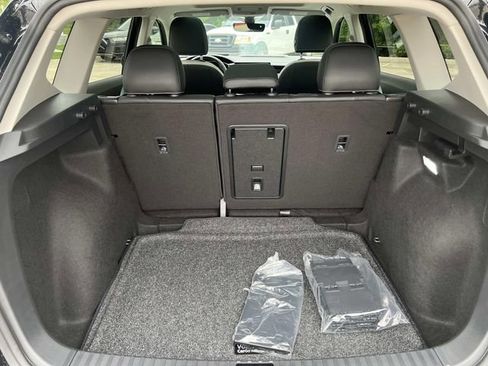 New 2026 Volkswagen Taos SE FWD image 24