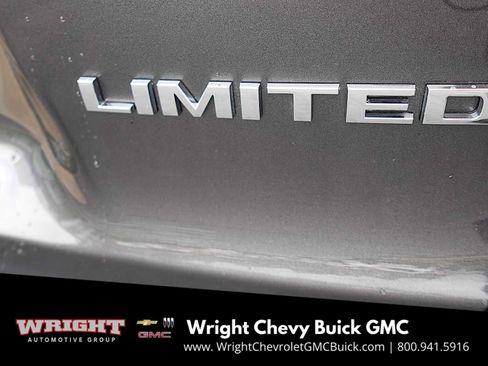 Used 2020 Jeep Cherokee Limited image 10