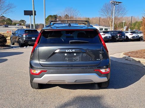 Used 2024 Kia Niro EX image 6