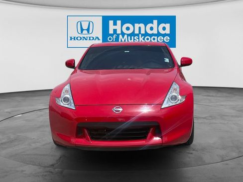 Used 2011 Nissan 370Z Coupe w/ Sport Pkg RWD image 2