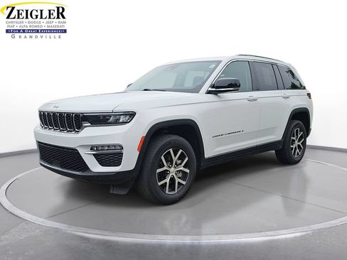 Used 2023 Jeep Grand Cherokee Limited AWD/4WD image 1