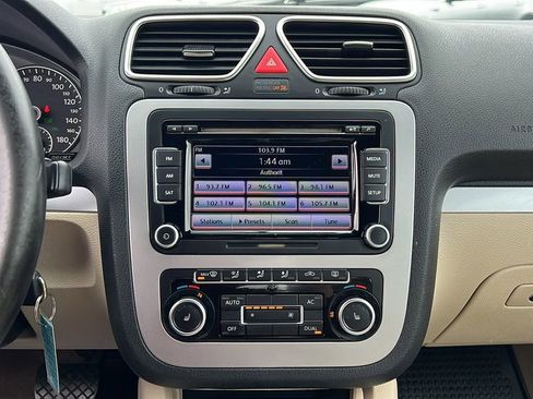 Used 2012 Volkswagen Eos Komfort image 23