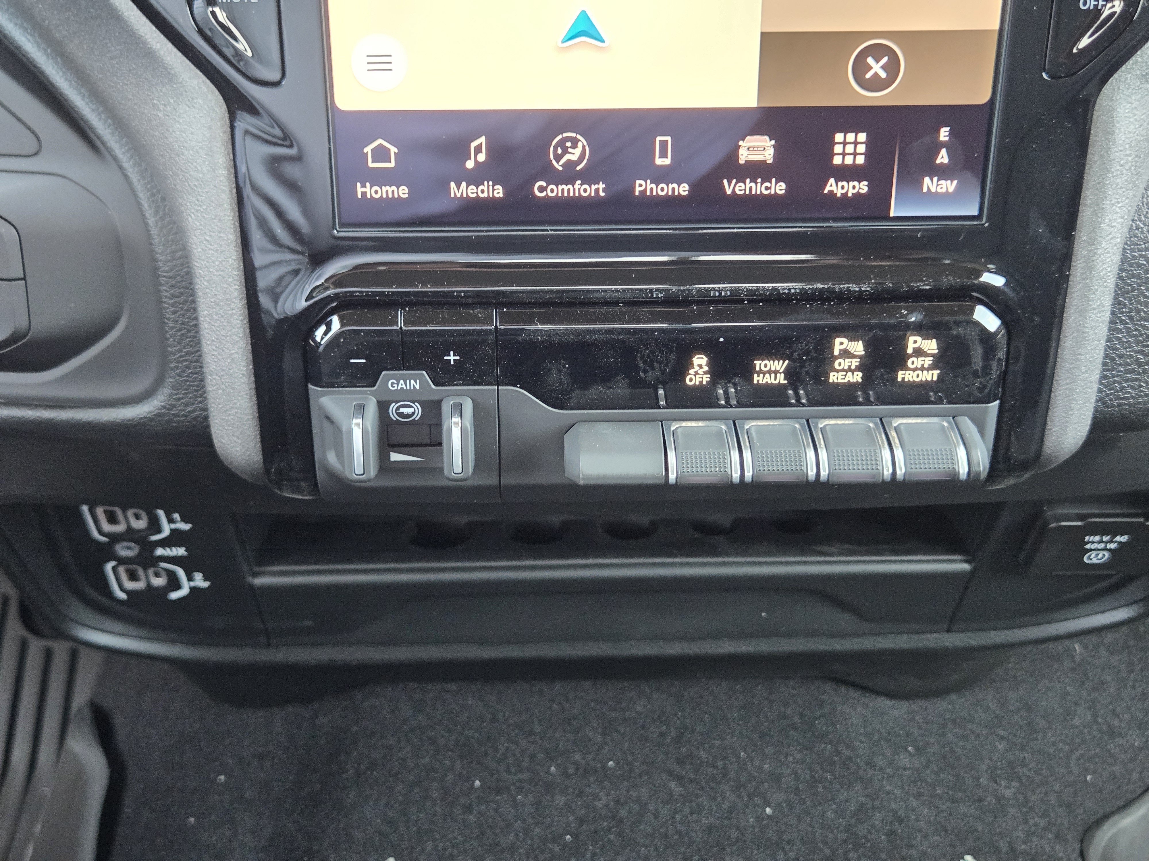 New 2026 RAM 2500 Tradesman AWD/4WD image 15