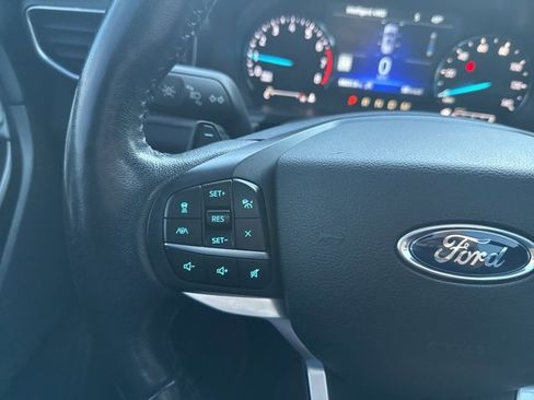 Used 2020 Ford Explorer Limited image 36