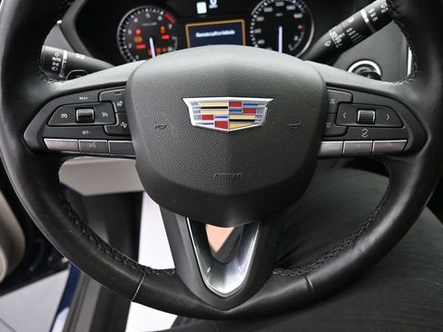 Used 2021 Cadillac XT4 Premium Luxury AWD/4WD image 16