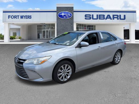Used 2015 Toyota Camry XLE w/ Moonroof Package FWD image 8