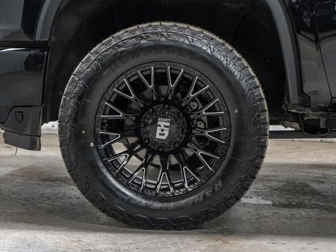 Used 2023 Chevrolet Silverado 2500 Custom w/ Custom Value Package AWD/4WD image 62