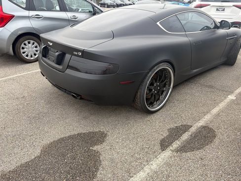 Used 2012 Aston Martin DB9 Coupe image 8