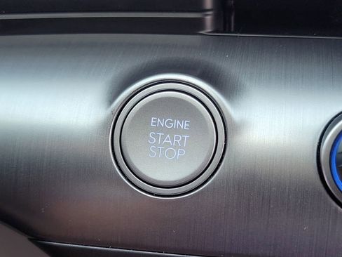 Used 2024 Hyundai Kona SEL FWD image 9