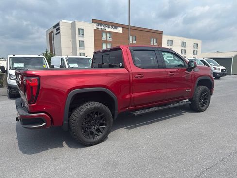 Used 2023 GMC Sierra 1500 AT4 w/ AT4 Preferred Package AWD/4WD image 4