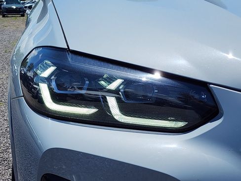 Used 2023 BMW X4 M40i w/ Premium Package AWD/4WD image 11