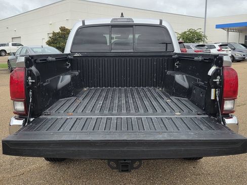 Used 2023 Toyota Tacoma SR5 RWD image 23