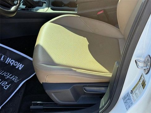 Used 2019 Volkswagen Jetta SE image 17