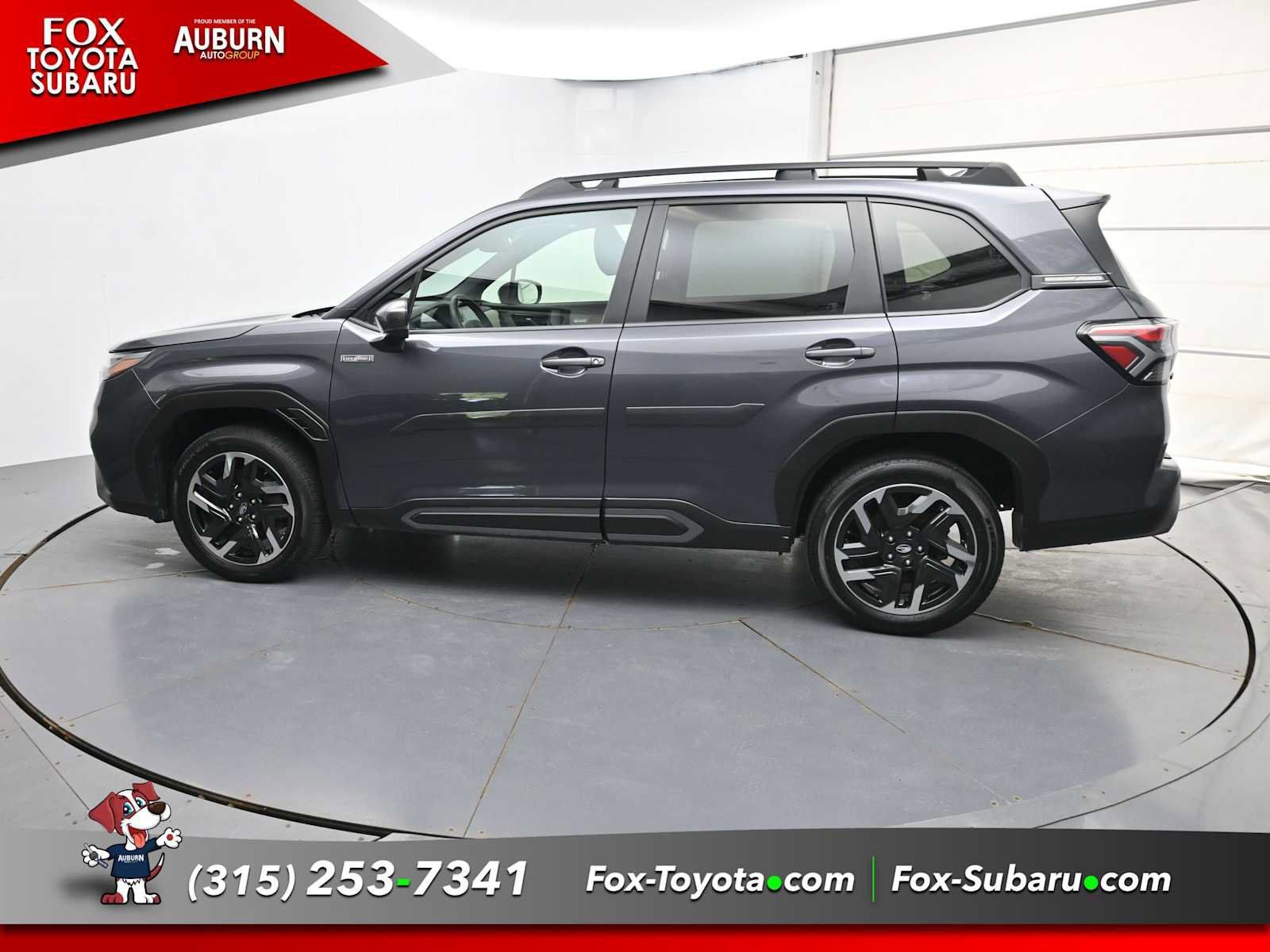 Used 2025 Subaru Forester Limited AWD/4WD image 18
