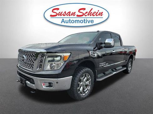 Used 2017 Nissan Titan SL w/ Texas Titan Edition image 1