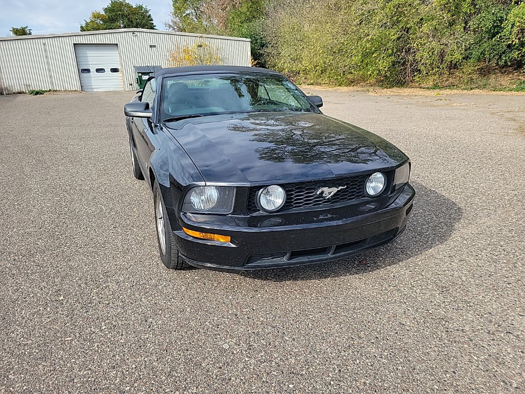 Used 2007 Ford Mustang GT Premium RWD image 7