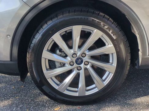 Used 2021 Ford Escape Titanium w/ Titanium Elite Package image 11