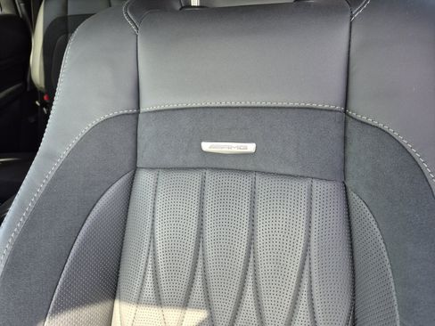 Used 2025 Mercedes-Benz GLS 63 AMG 4MATIC image 28