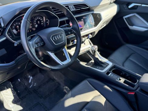 Used 2022 Audi Q3 2.0T Premium image 4