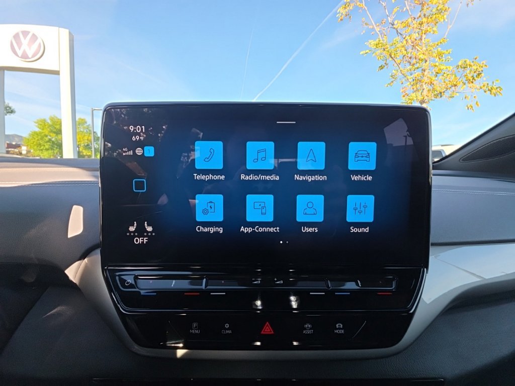 Certified 2023 Volkswagen ID.4 Pro S AWD/4WD image 15