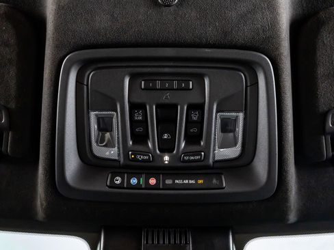 Used 2024 GMC Sierra 2500 AT4X image 29