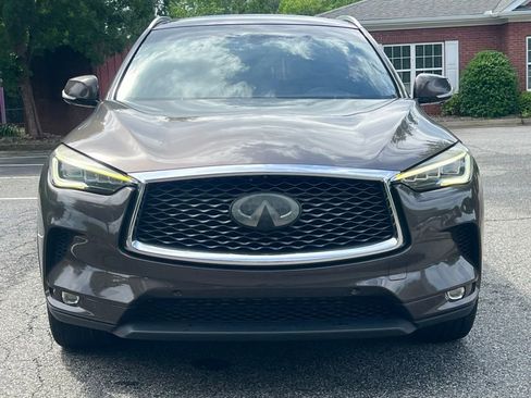 Used 2019 INFINITI QX50 Essential w/ Sensory Package FWD image 8