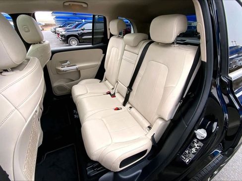 Used 2021 Mercedes-Benz GLB 250 GLB 250 image 21