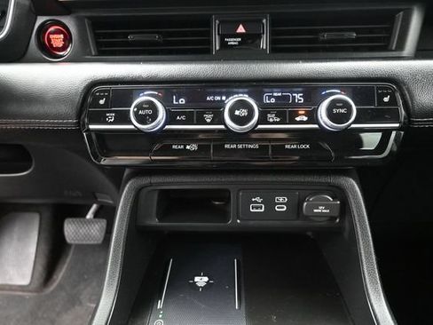 Used 2023 Honda Pilot EX-L image 27