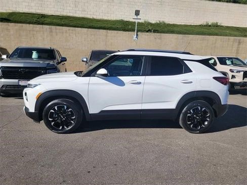 Certified 2023 Chevrolet TrailBlazer LT w/ Convenience Package image 4