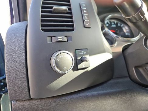 Used 2011 Chevrolet Silverado 1500 LT w/ All-Star Edition image 29