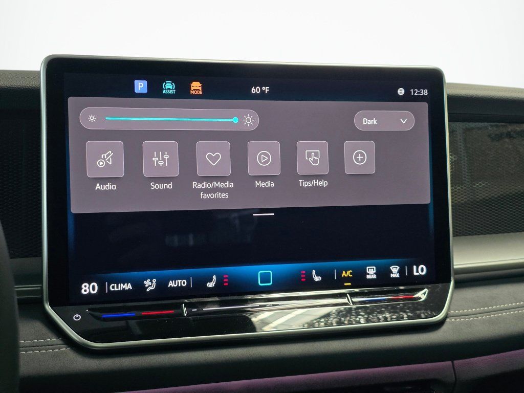 New 2026 Volkswagen Tiguan SE AWD/4WD image 30