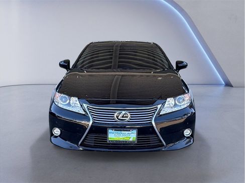Used 2014 Lexus ES 350 w/ Luxury Package image 2