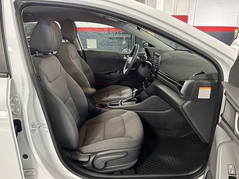 Used 2020 Hyundai Ioniq Blue FWD image 19