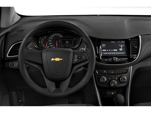 Used 2018 Chevrolet Trax LS w/ LPO, Cargo Package FWD image 4