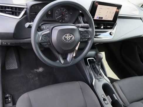 Used 2024 Toyota Corolla LE FWD image 11