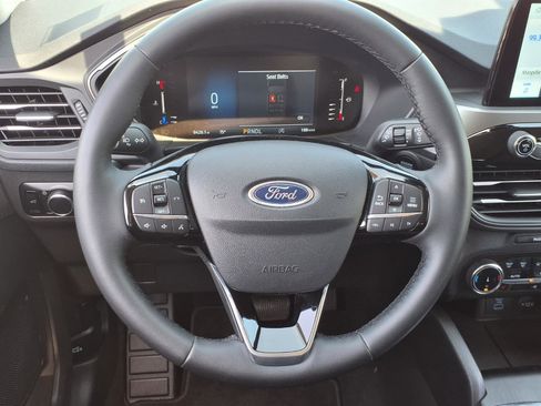 Used 2023 Ford Escape Active AWD/4WD image 13