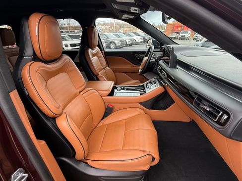 Used 2023 Lincoln Aviator Black Label w/ Dynamic Handling Package image 20