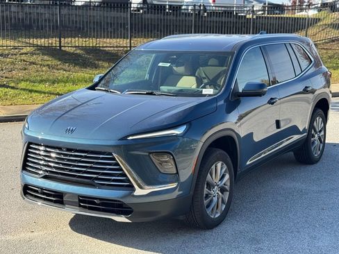 New 2026 Buick Enclave Preferred w/ Power Package image 8