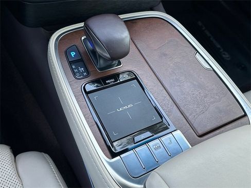 Used 2019 Lexus LS 500 500 Base image 33