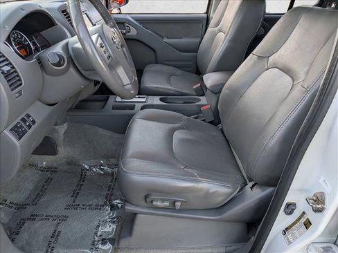 Used 2018 Nissan Frontier SL AWD/4WD image 22