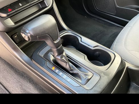Used 2018 Chevrolet Colorado W/T w/ WT Convenience Package RWD image 26