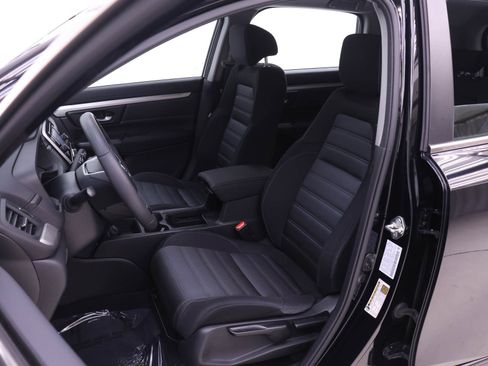 Certified 2017 Honda CR-V LX image 4